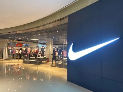 另眼看服裝 少林發(fā)聲明指森馬侵權(quán) 耐克為孕婦推出產(chǎn)品線